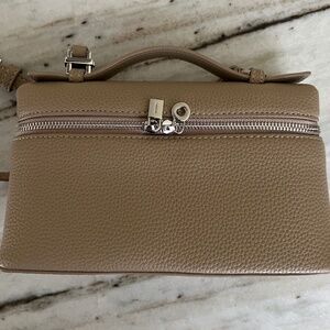 Leather "Extra Pocket" - LoroPianaDupe - clutch bag - Latte color